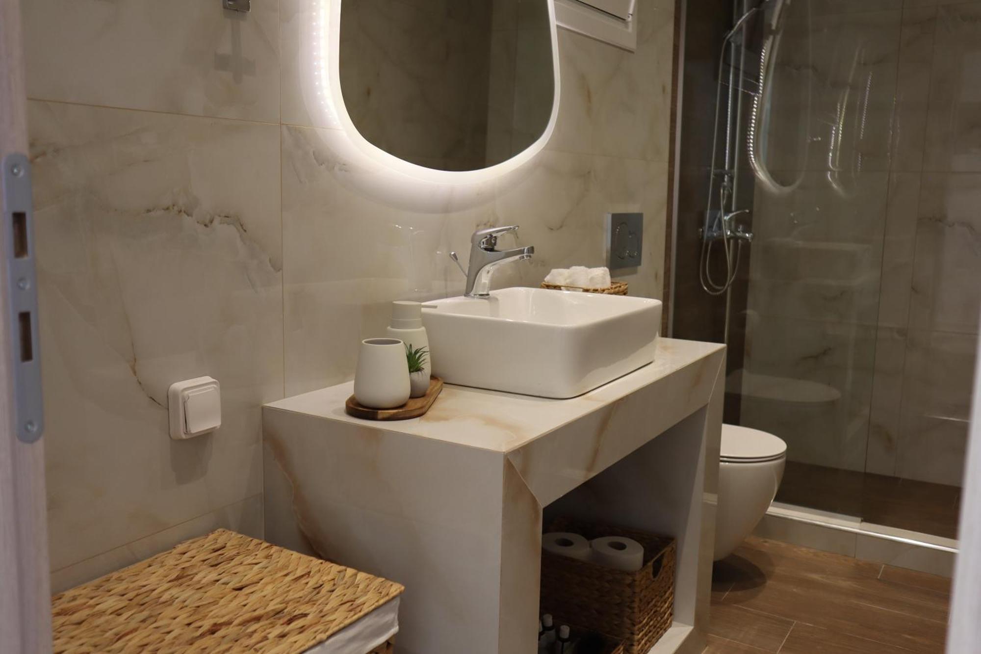 Merelia Luxury Charaki