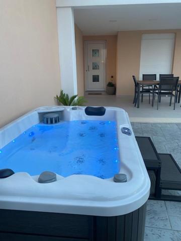Merelia Luxury *